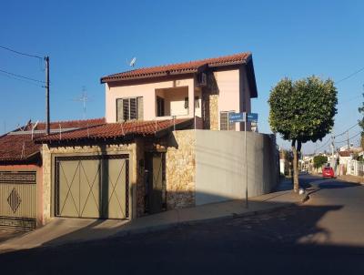 Casa para Venda, em Bauru, bairro Jardim Terra Branca, 3 dormitórios, 4 banheiros, 1 suíte, 4 vagas